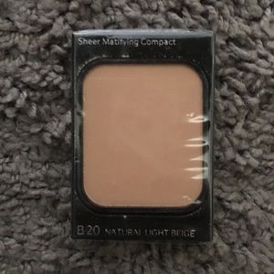 Shiseido Sheer Matifying powder foundation